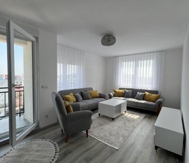 Çagllavicë Apartamento | Bright and Comfy