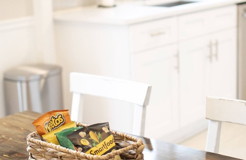 Parma Heights Casa | Bright and Cozy Parma Heights Home