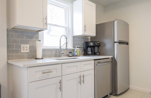 Parma Heights Casa | Bright and Cozy Parma Heights Home