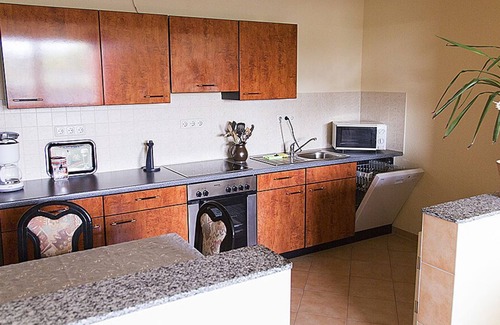 Sommersdorf Apartamento | Apartamento luminoso y acogedor con vistas al lago Kummerow, a ras del suelo