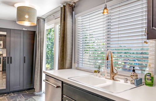 Tustin Casa | Bright and Open 4 bedroom ranch-style home