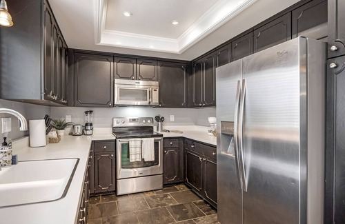 Tustin Casa | Bright and Open 4 bedroom ranch-style home