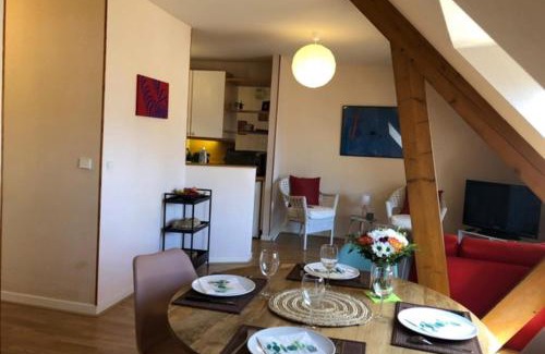 Rocabey - Alsace - Gare Apartamento | Bright and quiet nest with terrace near beaches