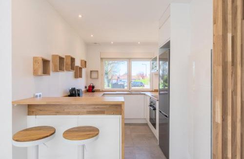 Marcq-en-Baroeul Casa | Bright and renovated house for 8 people parking