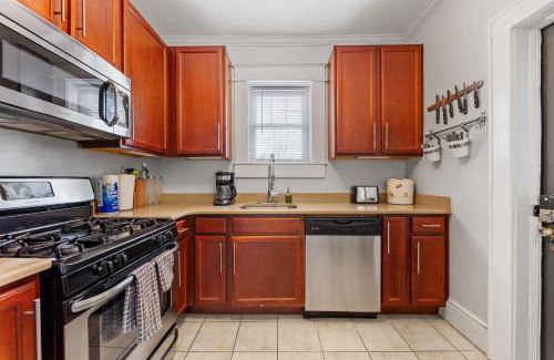 Dilworth Casa | Bright and Restful 2BR near Uptown with Balcony