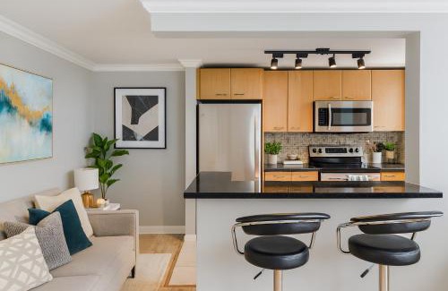 West End Apartamento | Bright and Spacious 2BR in Vancouvers Prestigious Coal Harbour