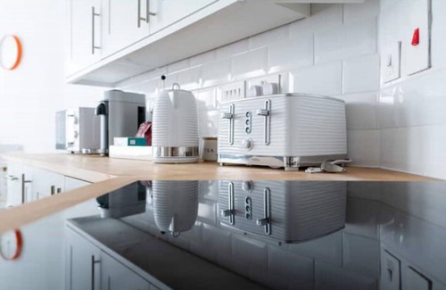 Sherborne Apartamento | Bright and spacious 2-Bed Flat