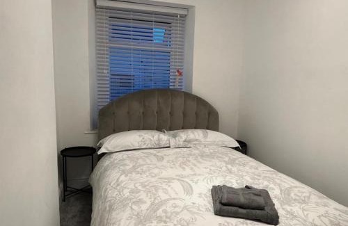 Bridgend Apartamento | Bright and Spacious Home Near Bridgend Town Centre
