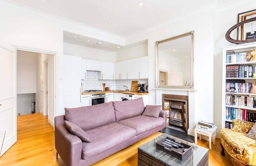 St. Helen's Apartamento | Bright and Spacious Notting Hill Nest