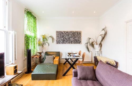 St. Helen's Apartamento | Bright and Spacious Notting Hill Nest