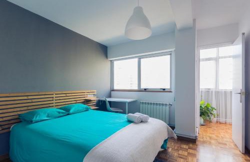 La Coruna Apartamento | Bright and Spacious Retreat