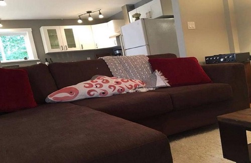 Comox Casa | Suite amplia y luminosa en la deseable península de Comox: corto plazo o vacaciones