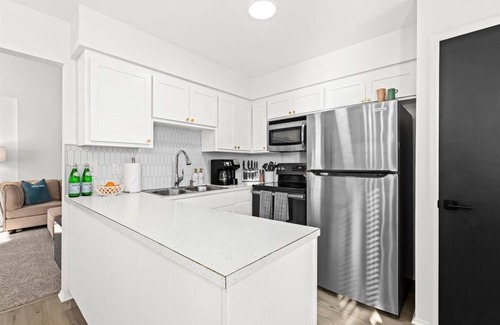 Plymouth Casa | Bright and Stylish 2BR Home! Walk to Downtown/Near Freeways/Private Backyard
