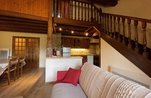 Planes Casa | Casa luminosa y cálida en el corazón de la granja.