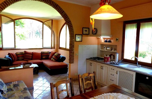 Mazzanta Apartamento | Amplio y luminoso apartamento a solo 100 metros del mar.