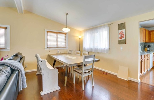 Allen Casa | Bright Ann Arbor Home w/ Yard, 3 Mi to U of M