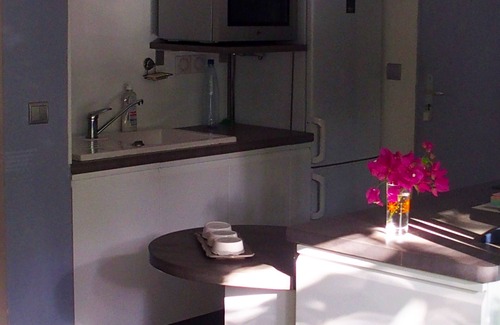La Saline Les Bains Apartamento | Luminoso apartamento a 80 metros de la laguna, con gran terraza cubierta.