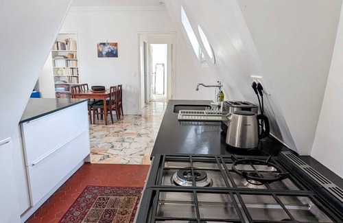 Asnieres-sur-Seine Apartamento | Bright apartment with terrace 7min from Paris
