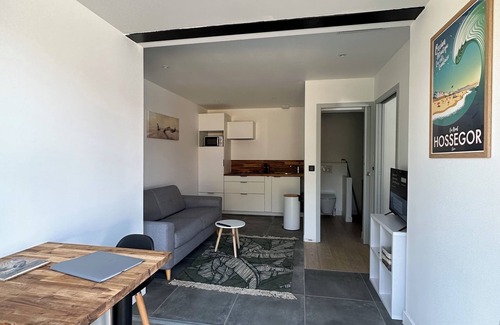 Tosse Apartamento | Bright apartment in the heart of a recently renovated villa.