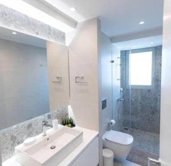Kaisariani Apartamento | Bright apartment in the New building (FORM F1)