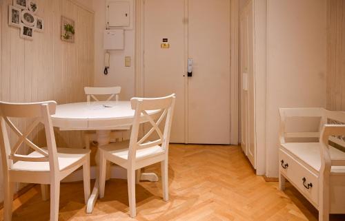 Rudolfsheim-Funfhaus Apartamento | Bright Apartment Schönbrunn Palace