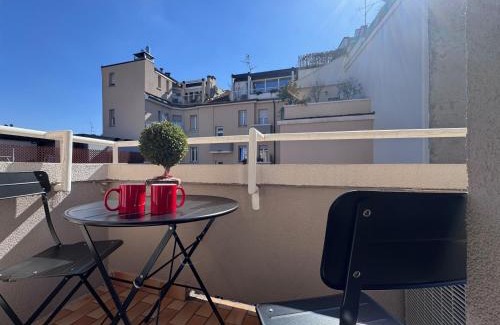 Porta Vittoria Apartamento | Bright Apartment with balcony in Corso XXII Marzo