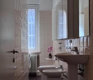 Porta Vittoria Apartamento | Bright Apartment with balcony in Corso XXII Marzo