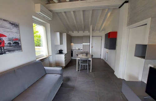 Villanuova sul Clisi Apartamento | Bright apartment with pool and amazing view