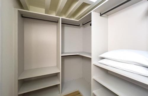 Ponte Nuovo Apartamento | Bright apartment with terrace and pool