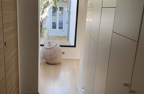 Saint-Barnabe Villa | Bright architect villa on one level