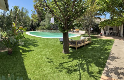 Saint-Barnabe Villa | Bright architect villa on one level
