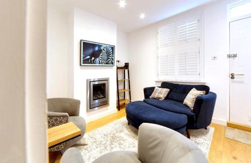 Mill Road Casa | Bright Beautiful Modern 2 Bed Home Pass The Keys