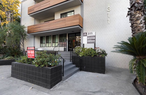 Beverly Grove Apartamento | Bright Beverly Hills 1BR near Shops on Rodeo Drive, by Blueground