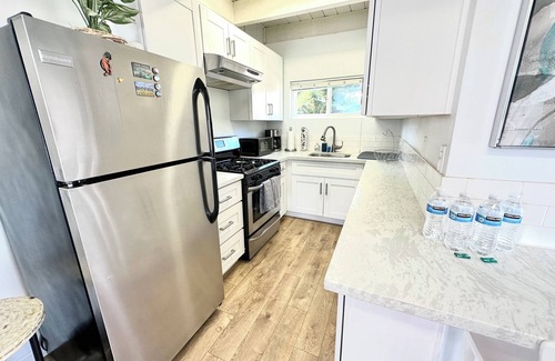 Crown Point Apartamento | Bright & Breezy Bay Crown Point Studio +AC +Bikes BLUE HILL