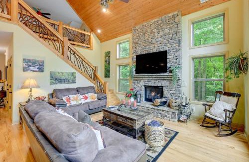 Bryson City Casa | Bright Bryson City Cabin with Fire Pit and Hot Tubs!