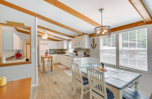 Byrdstown Casa | Bright Byrdstown Home w/ Views of Dale Hollow Lake
