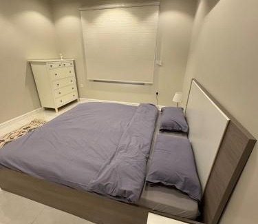 Al Kura Apartamento | Bright & Calm Apartment