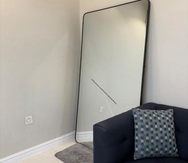 Al Kura Apartamento | Bright & Calm Apartment