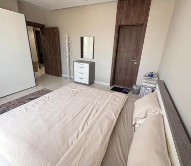 Al Kura Apartamento | Bright & Calm Apartment