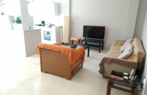 Vyronas Apartamento | Bright, calming 60sqm apartment near city centre