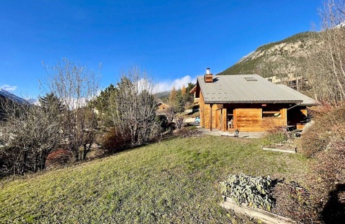 Forville Chalet De Esquí | Bright chalet with spacious garden in Briançon
