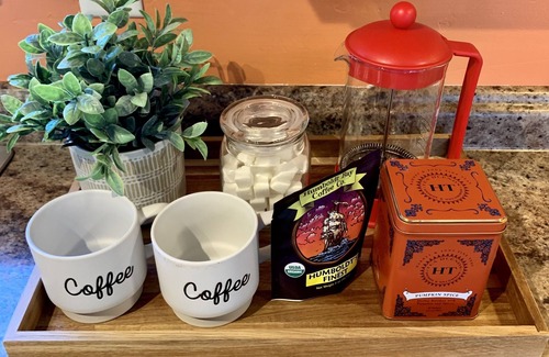 Arcata Cabaña | Bright & Cheerful Northtown Arcata Guest Cottage