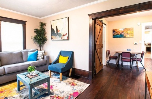 Ashtabula Casa | Bright & Clean Retreat: near Park/Beach/wineries!