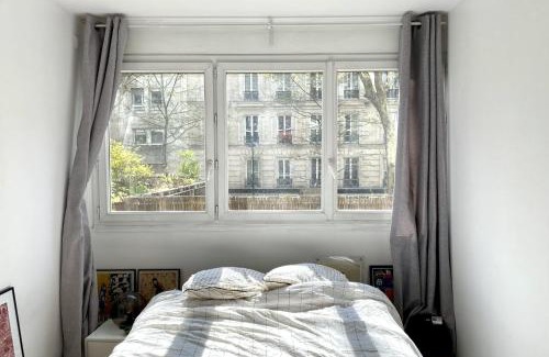 Combat Apartamento | Bright cocoon with terrace near Belleville