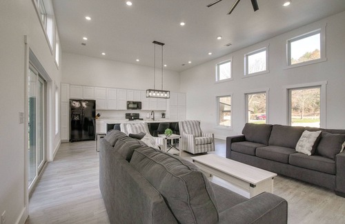 Cotter Casa | Bright Cotter Vacation Rental w/ White River Views