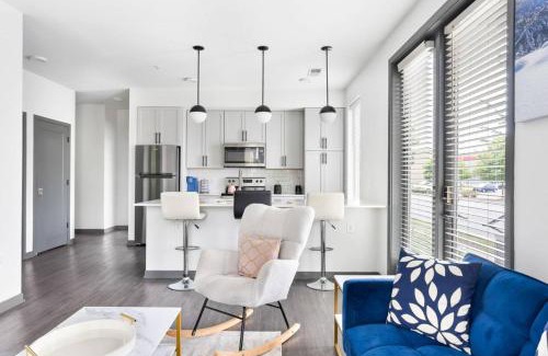 Indianapolis Apartamento | Bright Cozy 2BR Retreat w-Parking