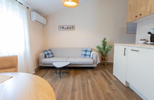 Goricani Apartamento | Bright & Cozy Apartment in quiet area near Airport