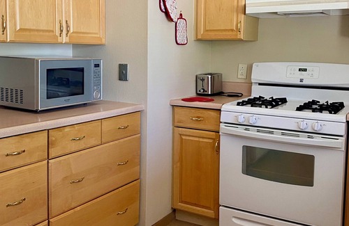 Green Valley Villa | Bright & Cozy One Bedroom One Bath Villa in a 55+ Community