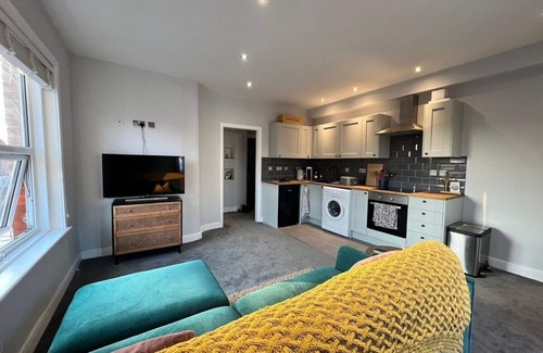 Wimborne Apartamento | Bright, first floor, one bedroom flat in Wimborne.