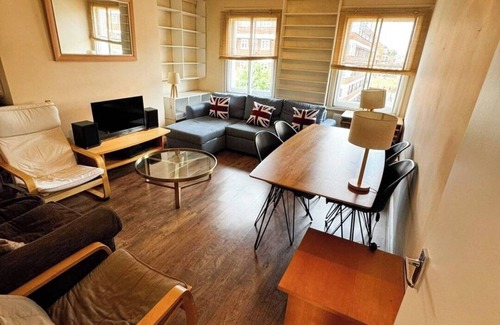 Stockwell Apartamento | Bright Flat in Stockwell Modern Comfort with Quick Tube Access to Central.
